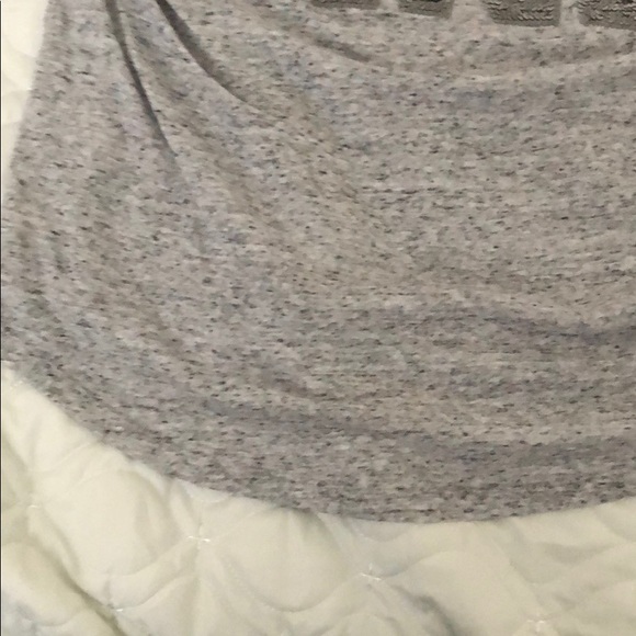 pink t shirt - Picture 3 of 4